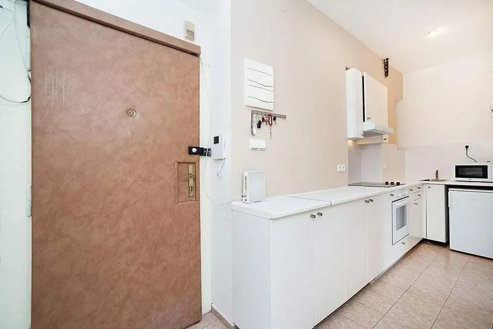Homestay Prague Beautiful Room