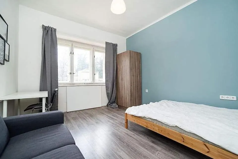 Homestay Prague Beautiful Room